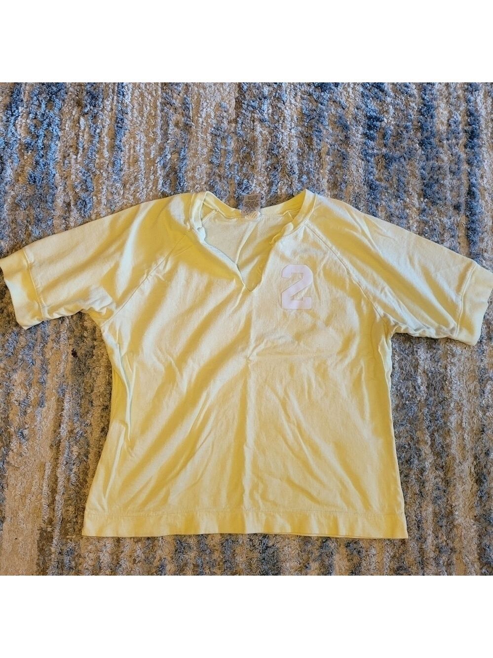 Old Navy tshirt size XL
